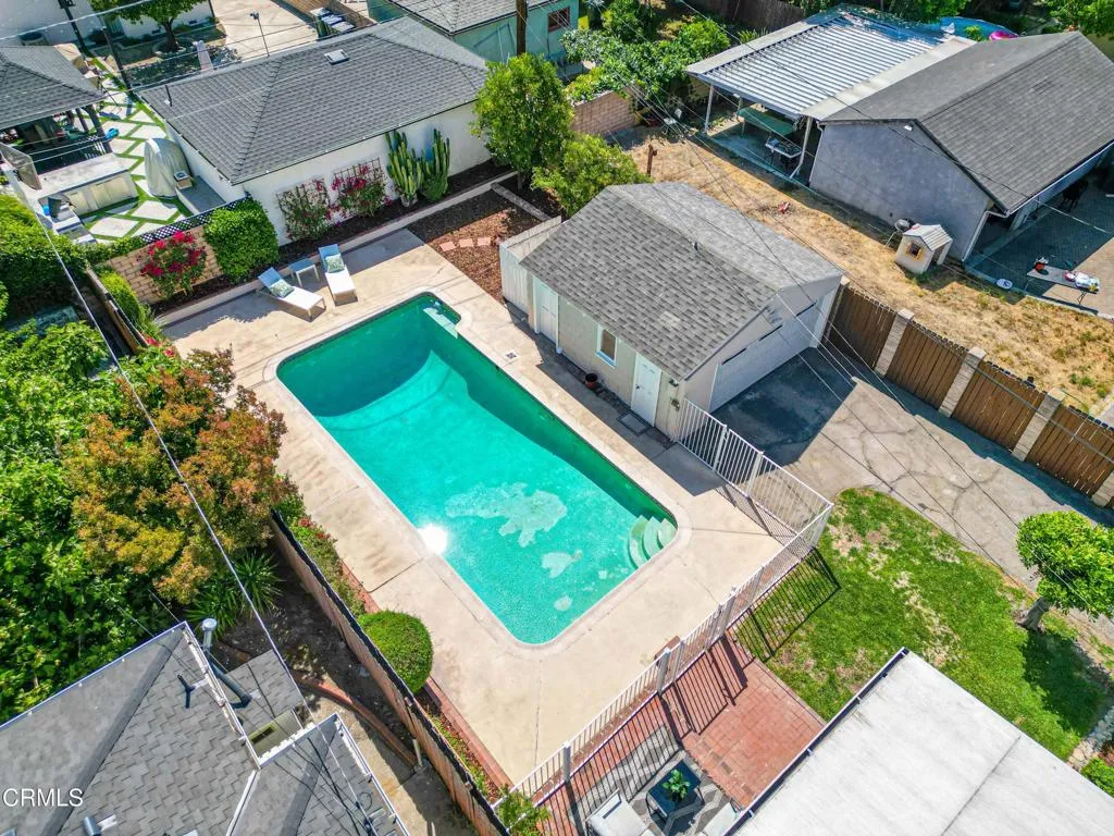 Pasadena, California 91107, United States, 2 Bedrooms Bedrooms, ,2 BathroomsBathrooms,Residential,Active,193493