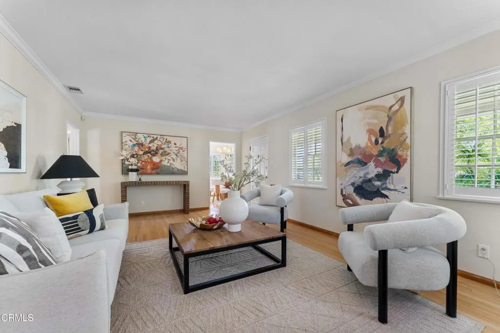 Pasadena, California 91107, United States, 2 Bedrooms Bedrooms, ,2 BathroomsBathrooms,Residential,Active,193493