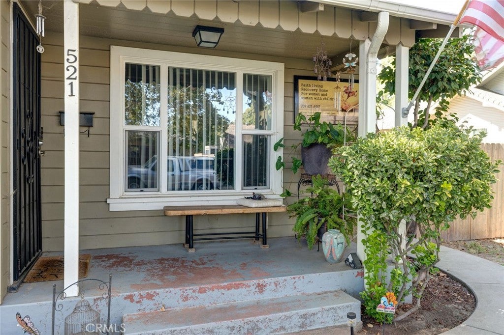 521 E Marshall