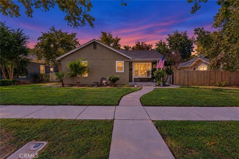 Photo of 521 E Marshall ST, Turlock, CA 95380 (MLS # MC26196464)