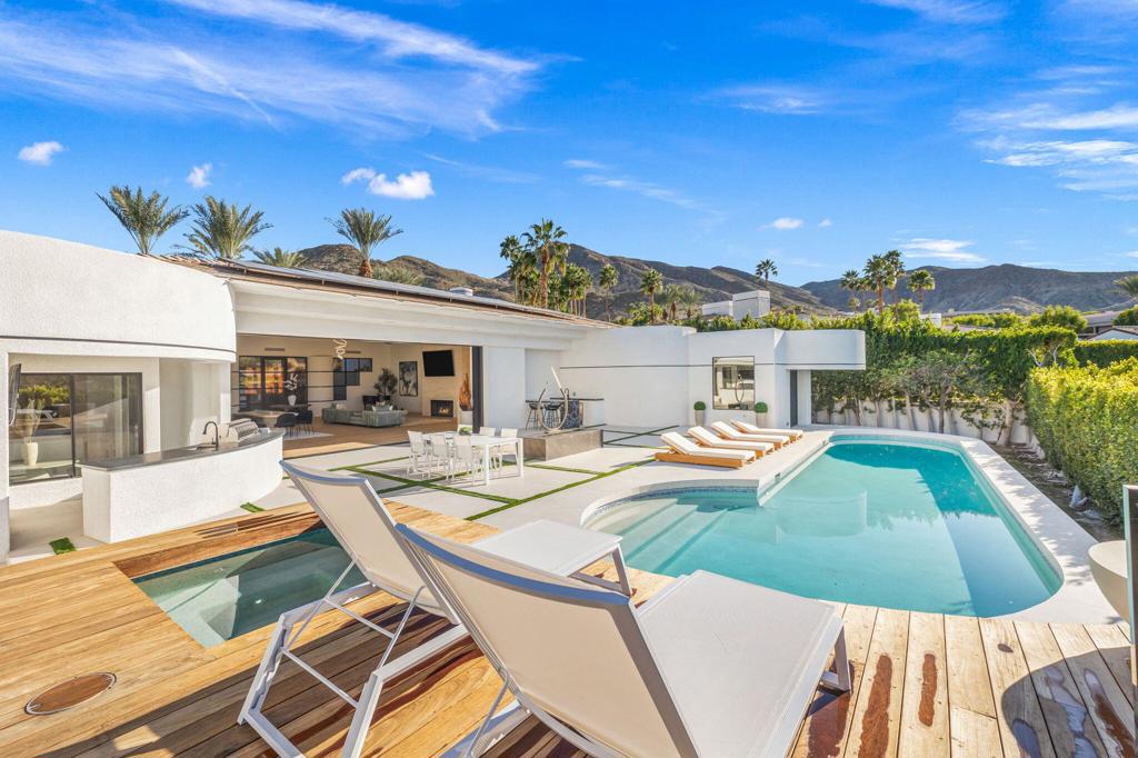 36 Mirada Circle
