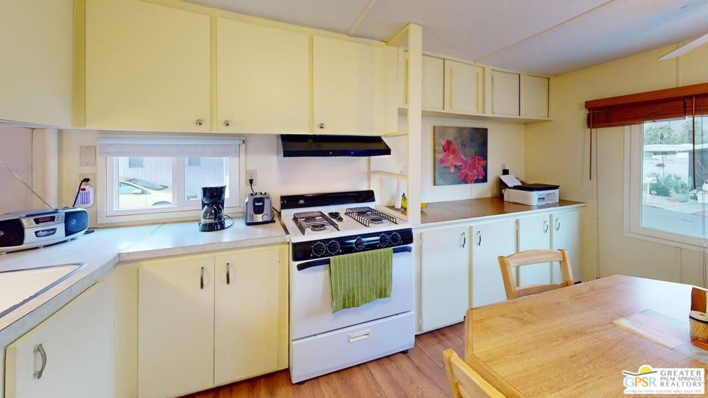 Tramview Mobile Park - Manufactured In Park