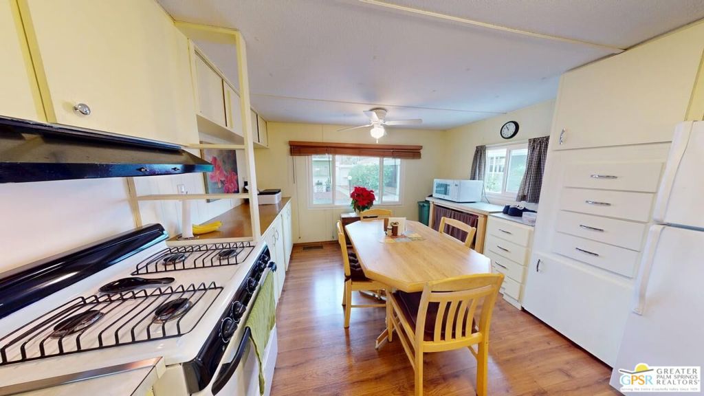 Tramview Mobile Park - Manufactured In Park