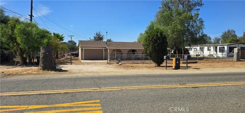 Photo of 22401 Ellis Avenue, Perris, CA 92570 (MLS # IV26183879)