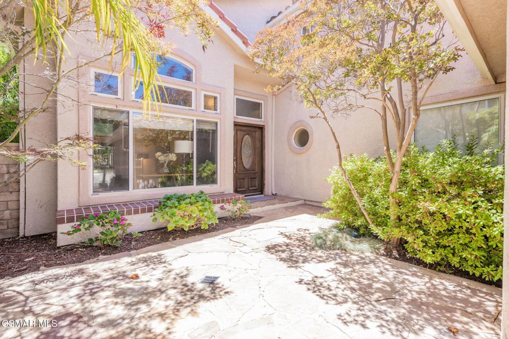 776 Holbertson Court
