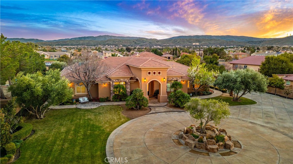4124 Paddock Way