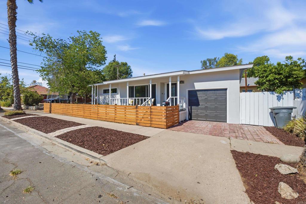 530 S Kalmia Street, Escondido CA 92025