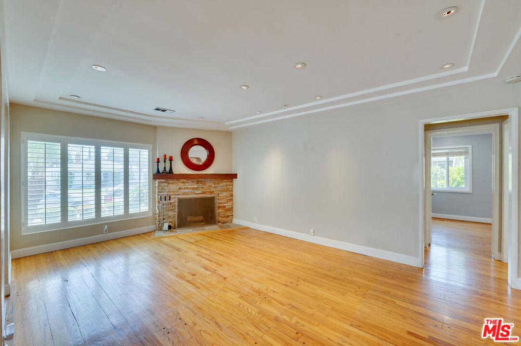 6335 W 85th Place