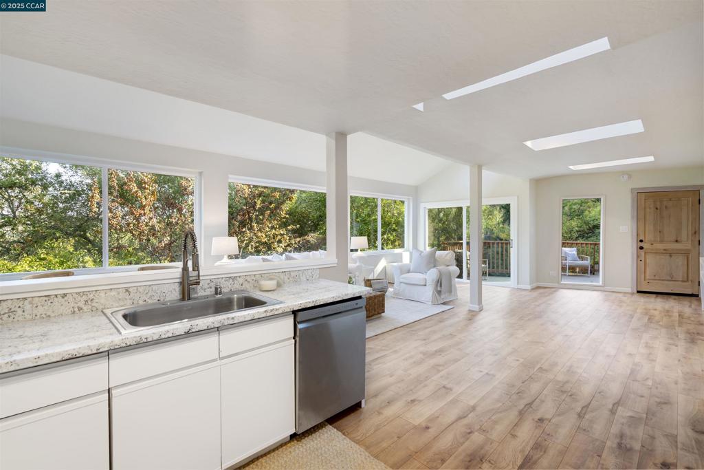 ORINDA PARK - Residential