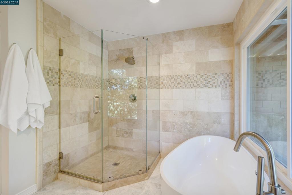 ORINDA PARK - Residential