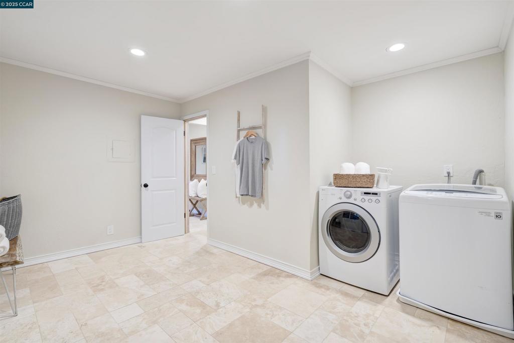 ORINDA PARK - Residential