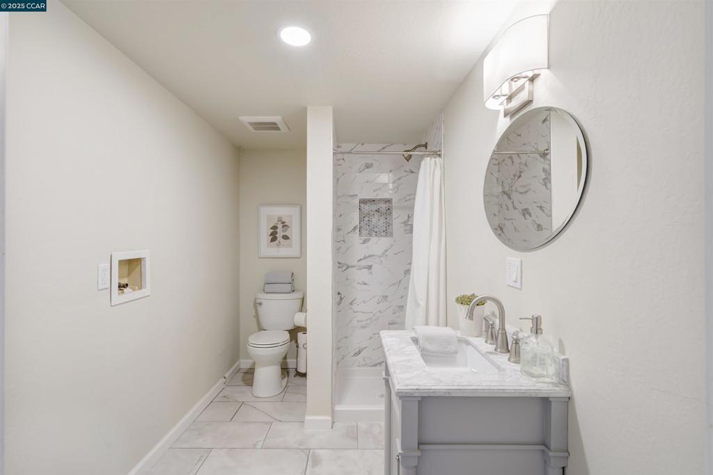 ORINDA PARK - Residential