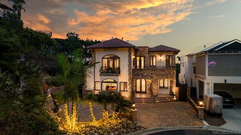 1045 Van Nuys St. San Diego CA 92109