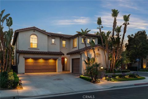 Photo of 19055 Redford Lane Ln, Huntington Beach, CA 92648 (MLS # OC26113441)