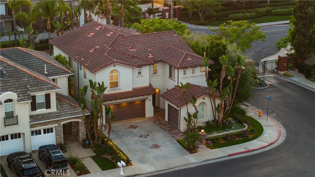 19055 Redford Lane