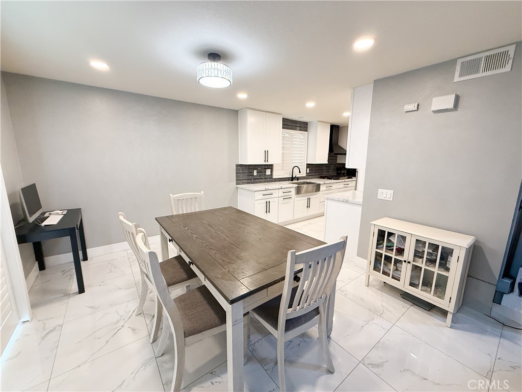 Properties 3 1510 Ashbury