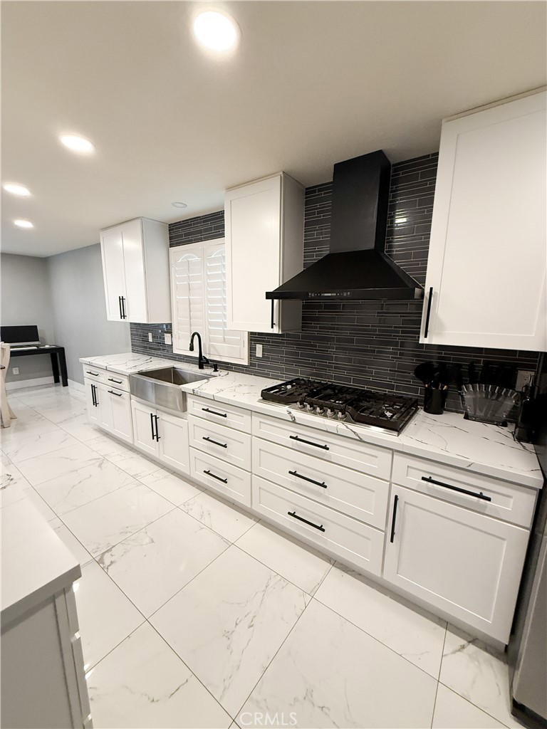 Properties 4 1510 Ashbury