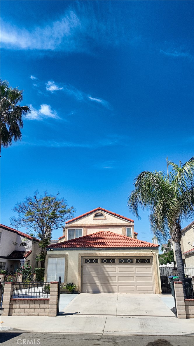 Properties 2 1510 Ashbury