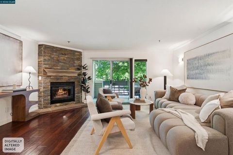 Photo of 2530 Oak Rd #201, Walnut Creek, CA 94597 (MLS # 41133246)