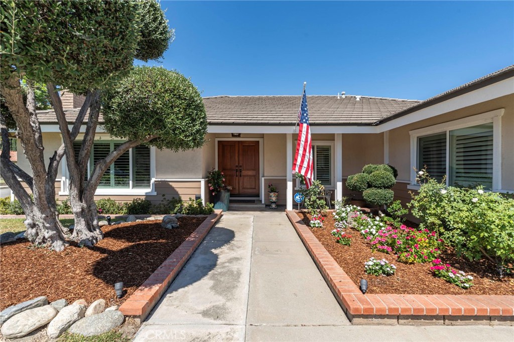 719 S San Joaquin
