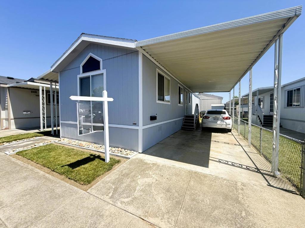 1358 Oakland Road 121