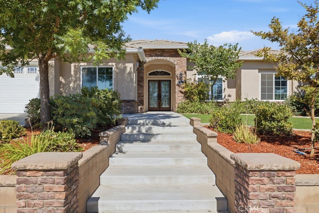405 Hillard