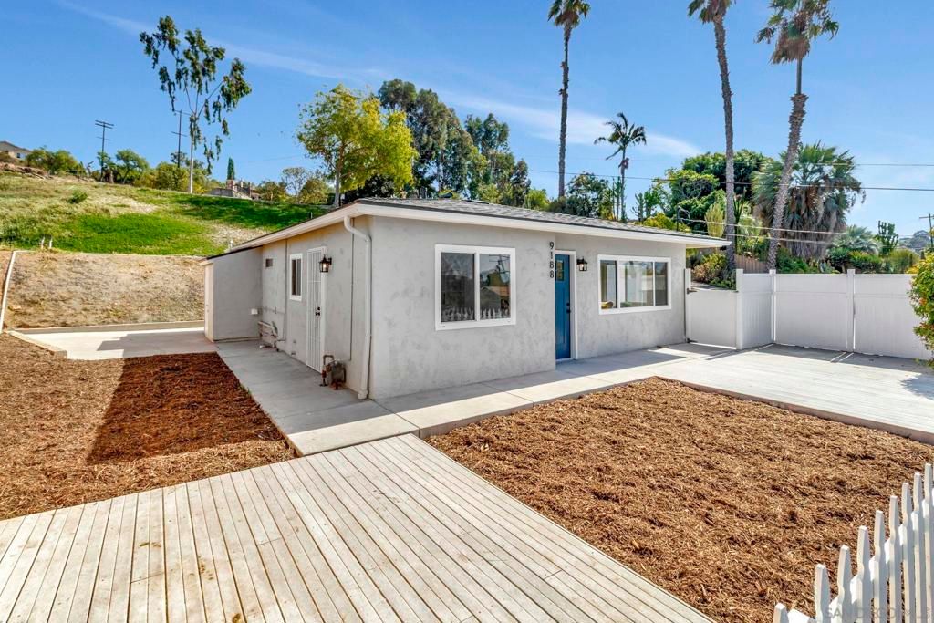 Photo of 9188 Valencia St St, Spring Valley, CA 91977 (MLS # 250042427SD)
