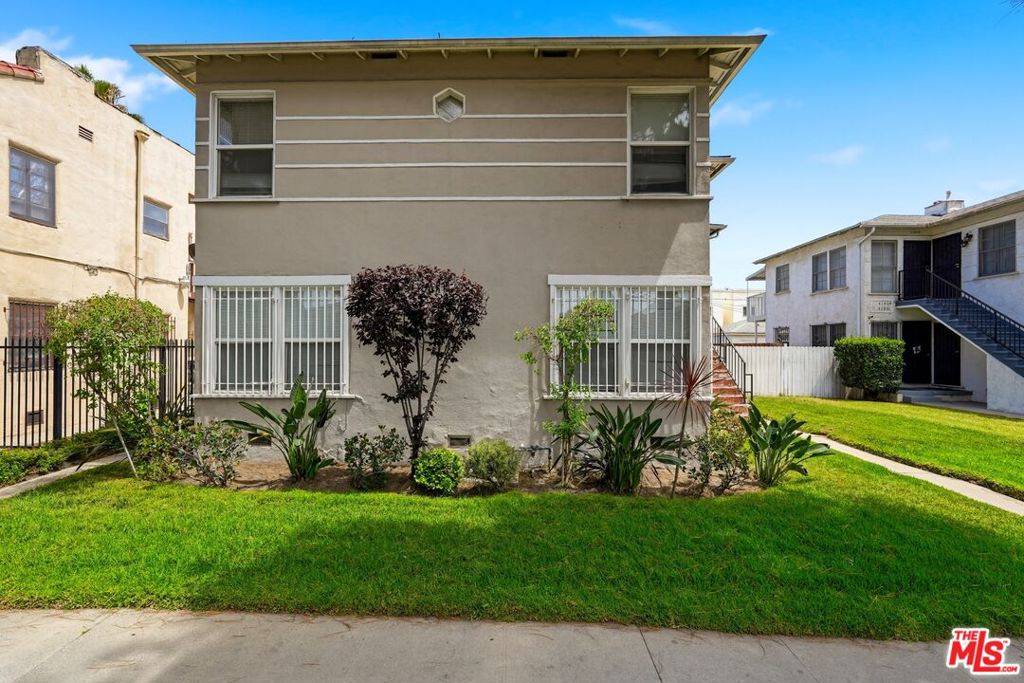 Properties 1 4186 Leimert Boulevard