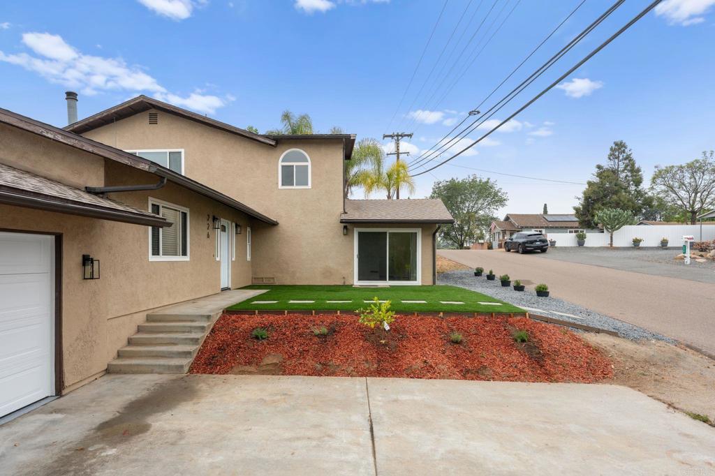 226 Lento Lane