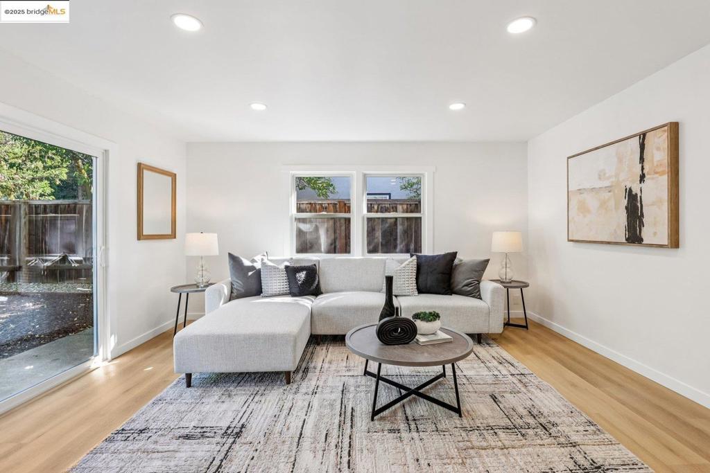 CANTERBURY VILG - Residential