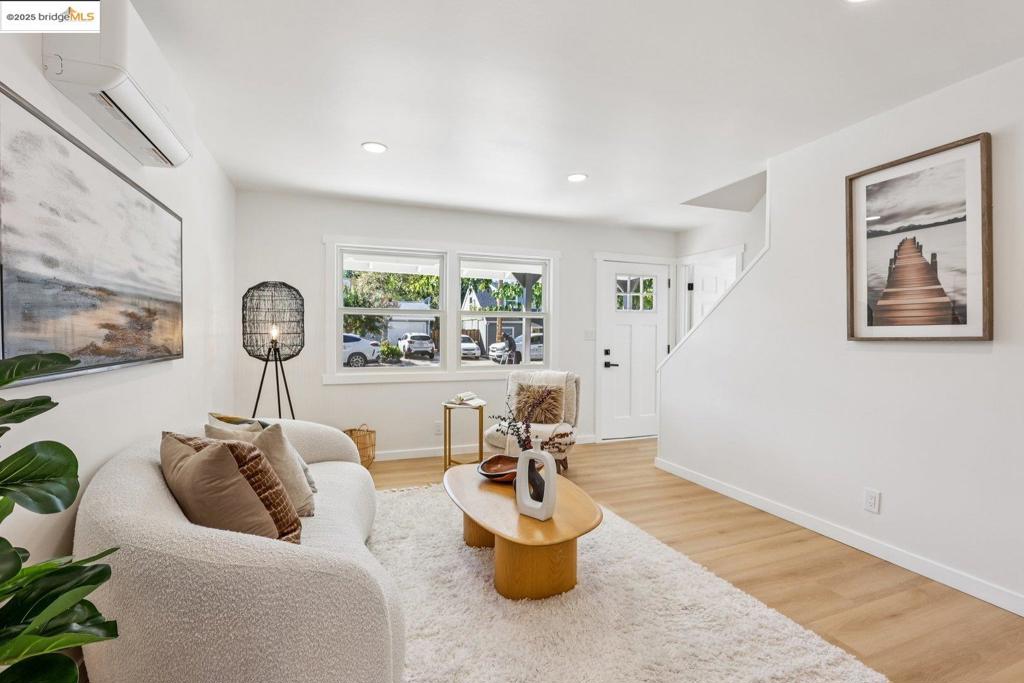 CANTERBURY VILG - Residential