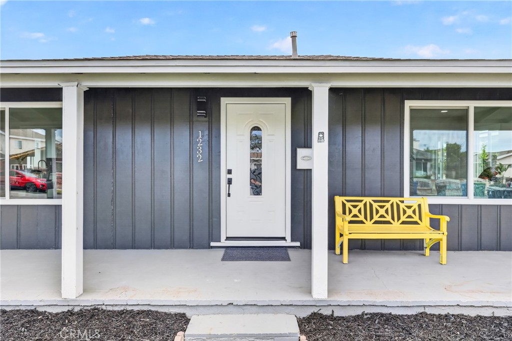 1232 W Papeete