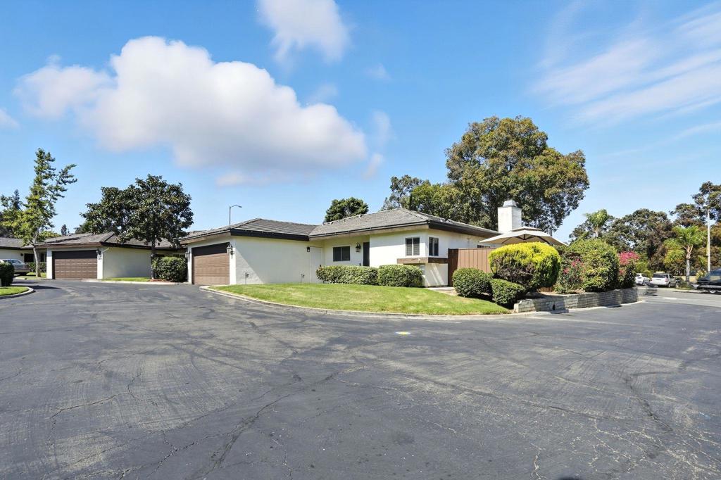 2904 Saddlewood Dr