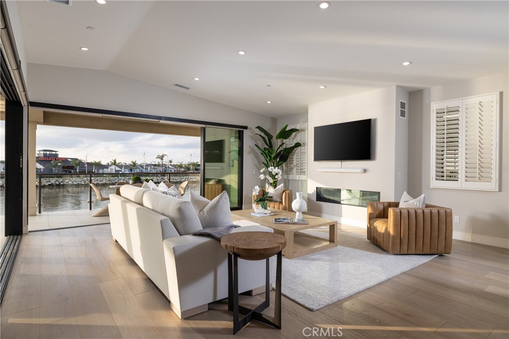 205 Ocean Place