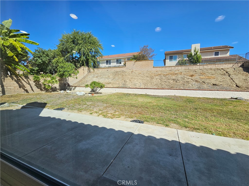 Fullerton Crest (FUCR) - Residential Lease