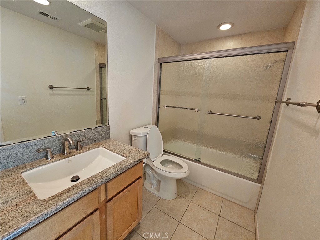 Fullerton Crest (FUCR) - Residential Lease