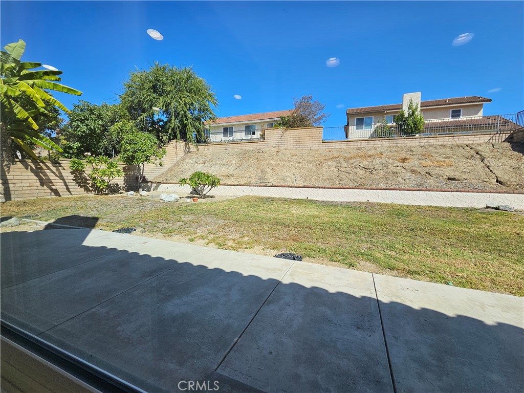 Fullerton Crest (FUCR) - Residential Lease