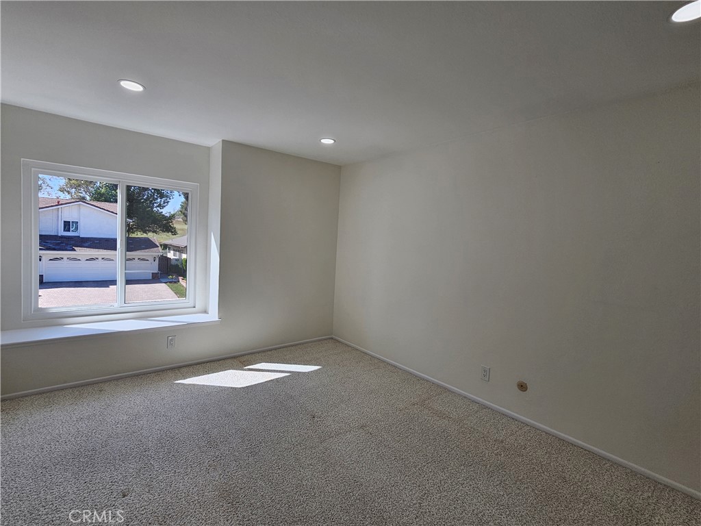 Fullerton Crest (FUCR) - Residential Lease