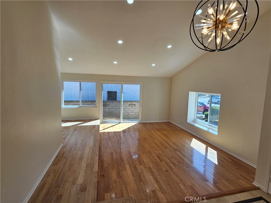 Fullerton Crest (FUCR) - Residential Lease