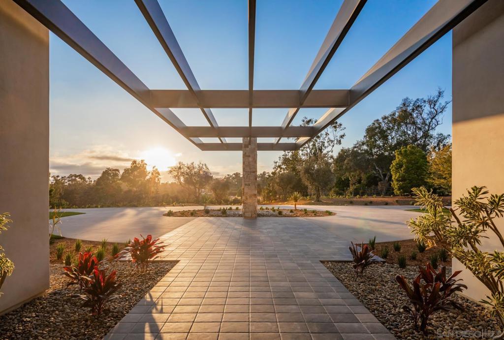 Rancho Santa Fe - Residential