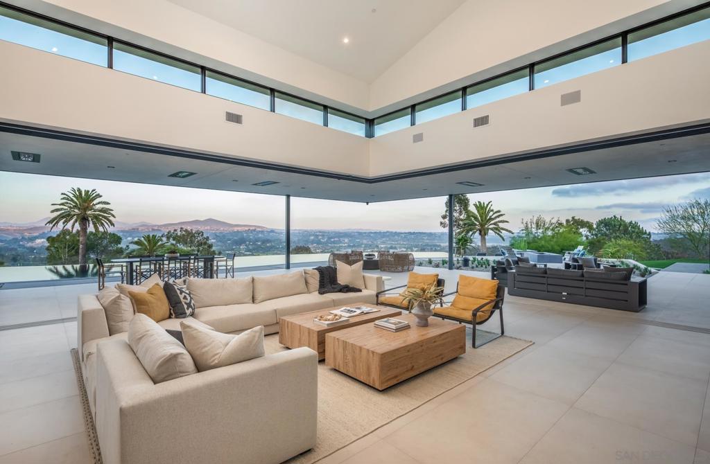Rancho Santa Fe - Residential