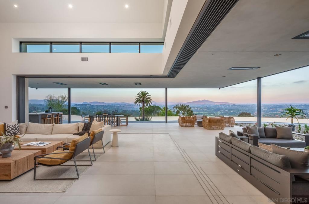 Rancho Santa Fe - Residential