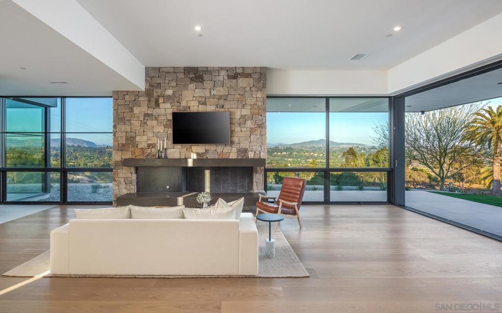 Rancho Santa Fe - Residential