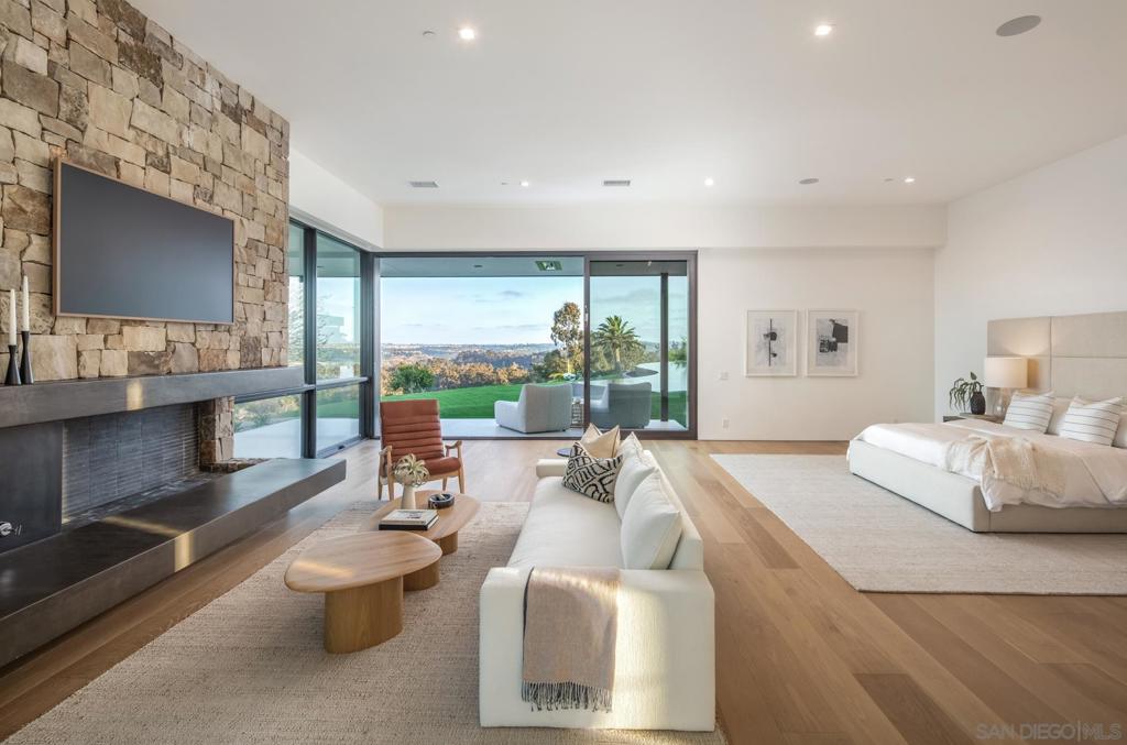 Rancho Santa Fe - Residential