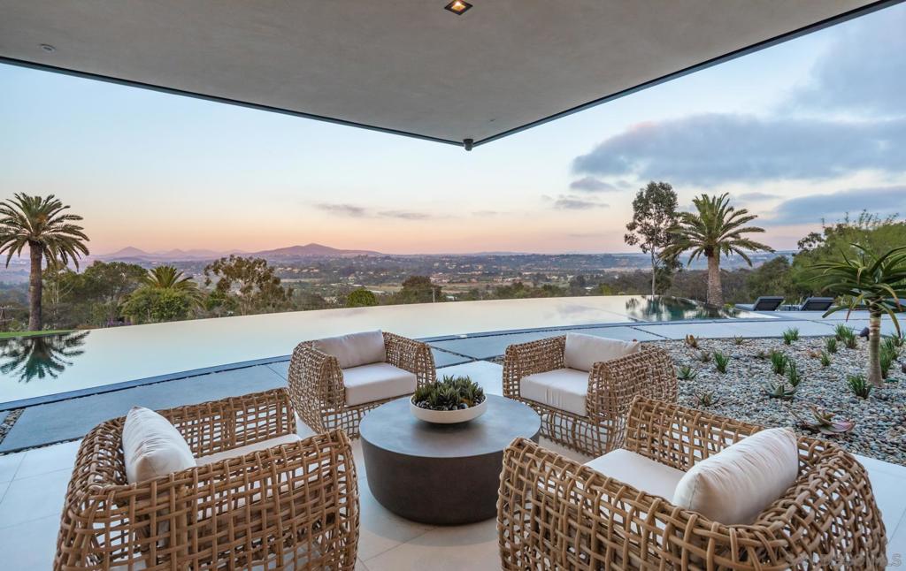 Rancho Santa Fe - Residential