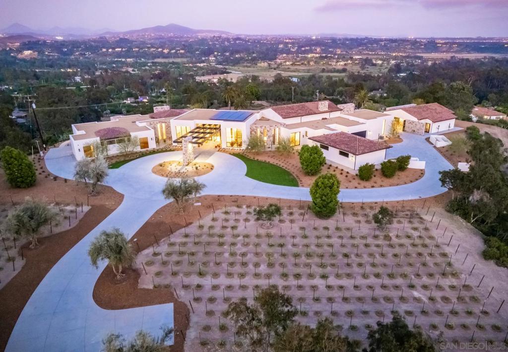 Rancho Santa Fe - Residential