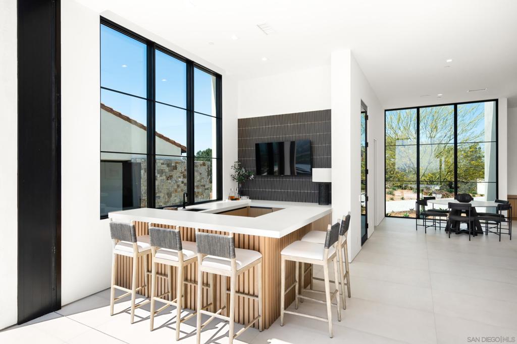 Rancho Santa Fe - Residential
