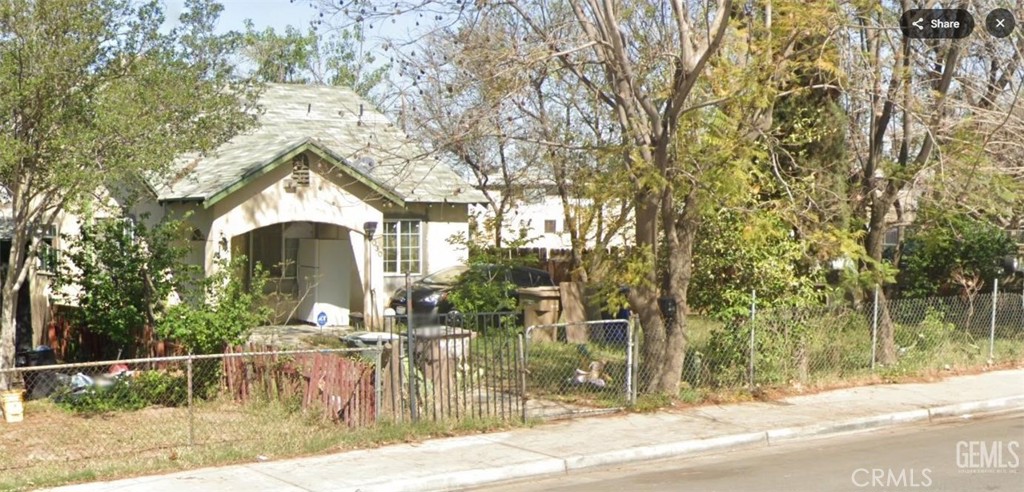 Discover the charm and potential of this classic 1935 single-family residence at 2030 King St, nestled in the heart of East Bakersfield! This historic gem offers a unique opportunity to own a piece of the city's rich heritage, blending vintage character with modern possibilities. Perfect for first-time homebuyers, investors, or those seeking a cozy home with room to personalize. Spacious Lot, Investment Potential, Convenience Access and affordable opportunity are some of the benefits of owning this property. Don't miss your chance to own this charming East Bakersfield home with endless potential. Whether you're looking to settle down, renovate, or invest, 2030 King St is ready to welcome its next chapter. Schedule a showing today and explore the possibilities in one of California's most promising real estate markets!