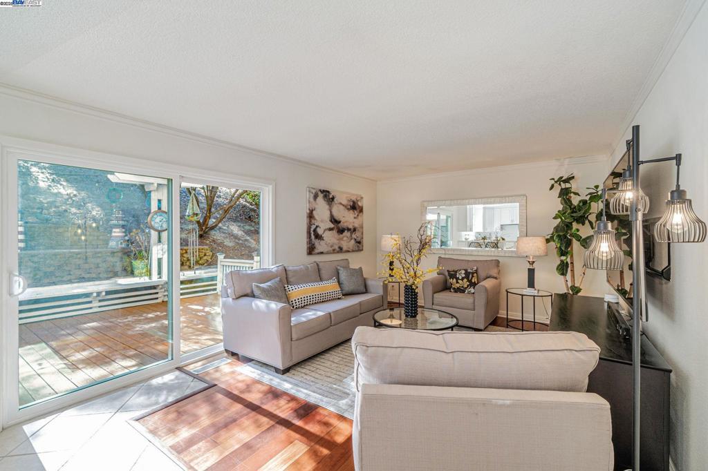 SILVERGATE - Residential