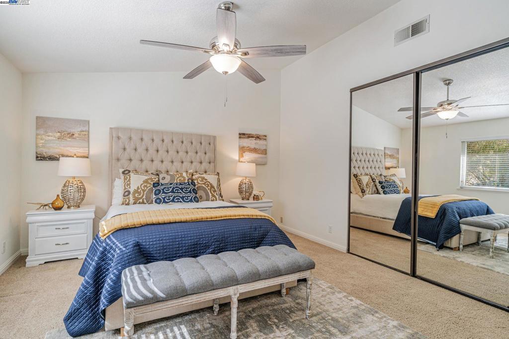 SILVERGATE - Residential